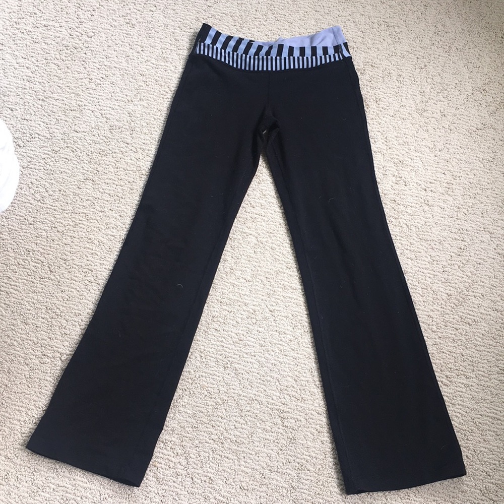 Lululemon Astro Yoga pants flare leg